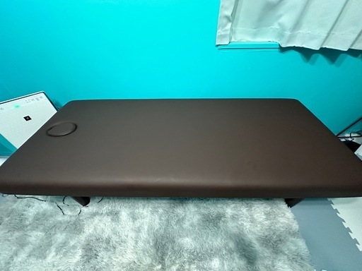 エステ・治療用ベッド　昇降式　☆美品です