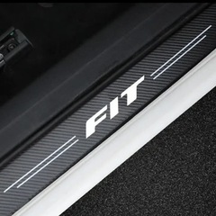 【新品】FIT ドアプロテクターガード　カーボンステッカー　スカ...