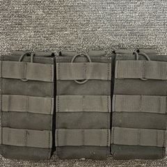 米軍放出品 マガジンポーチ 3連 M4