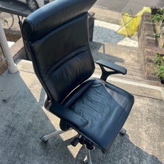 オカムラ　エルシオ　肘付きハイバック　デスクチェア　オフィスの画像