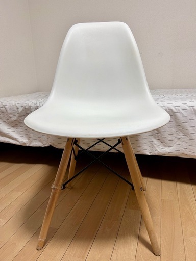 イームズシェルチェア ダイニングチェア ホワイト 汚れに強い 美品