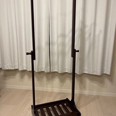 ハンガーラック ブラウン