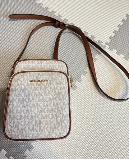 ポーチ MICHEAL KORS