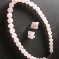 紅水晶　ピンククリスタル　ネックレス＆イヤリング