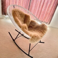 【ほぼ新品】オシャレすぎるロッキングチェア（ラグ付き）