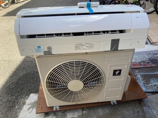 ☆中古￥25,800！SHARP　2.2kwルームエアコン　家電　2019年製　AY-J22TD型　【BI058】