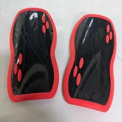 【値下げしました】サッカーのすね当て