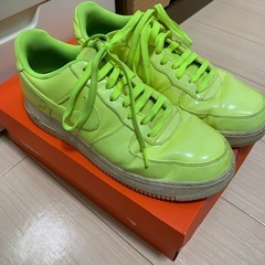 ナイキ NIKE AIR FORCE 1 07 LV8 UV ロ...