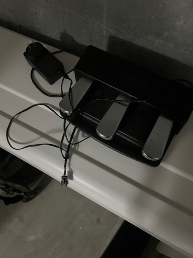 【美品】ペダル付き 電子ピアノ