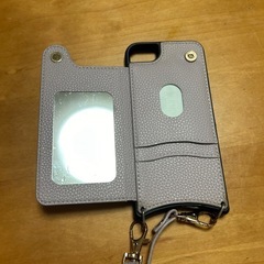 激安⭐︎iPhone SEスマホケース いまならガイド枠付き画面保護フィルムつき の画像