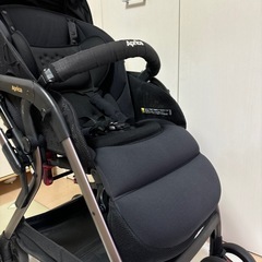 アップリカ オプティアクッションプレミアム AB ベビーカーの画像