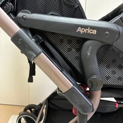 アップリカ オプティアクッションプレミアム AB ベビーカーの画像