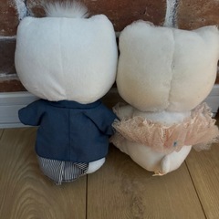 キティーちゃん　結婚式　ぬいぐるみの画像