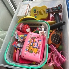 おもちゃ引き出し4つ分の画像