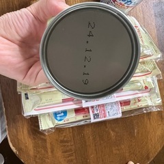 缶、キューブ　ミルクの画像