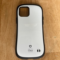 iPhone15用　カバー