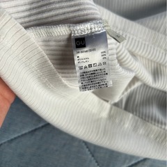 GU トップス レディース 半袖 夏服 白の画像