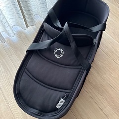 【セット】ベビーカーbugaboo bee3純正品、バガブービー3・シルバーフレイム本体、キャリーコット、他の画像