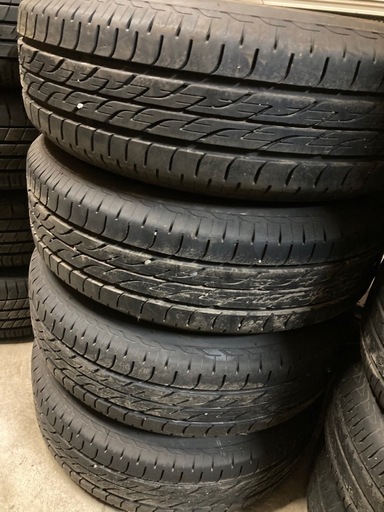 ホンダ　フィット　タイヤ&ホイール