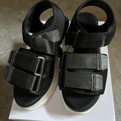 25日までの特別価格！GRL 厚底スポーツサンダルの画像
