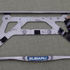 SUBARU 純正ナンバーフレームの画像