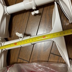 お値段相談可　家具転倒防止　突っ張り棒　4点の画像