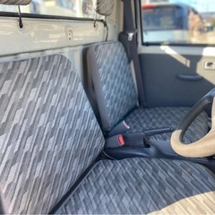 ★ご購入ありがとうございました★AT車‼️低走行の軽トラを探している方、必見✨状態のよいハイゼットトラック入庫しました😃エアコン付き👌現車確認大歓迎(^O^)の画像