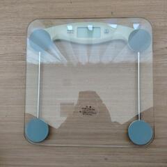 🌟お取り引き完了‼️⭐️電子体重計 自動電源ON/OFF 機能 中古❗️の画像
