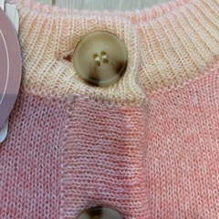 新品 100cm ピンク グラデーション ニット カーディガン 女の子 子ども服 春秋服  しまむらの画像