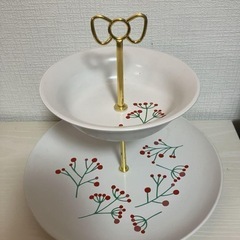 ケーキスタンドの画像