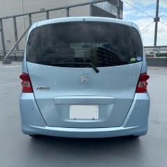 東京発!フリード!車検R7年9月付!地デジ!左デンスラ!7人乗り!内外装極上美車の画像