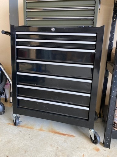 現在取引中　　7段ツールキャビネット