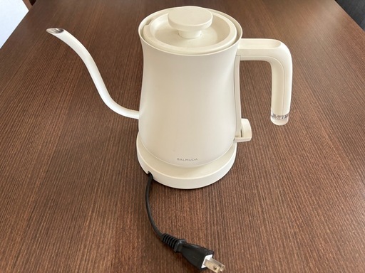 値下げしました　BALMUDA 電気ケトル