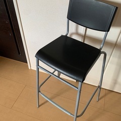 IKEA ハイチェア　ブラックの椅子