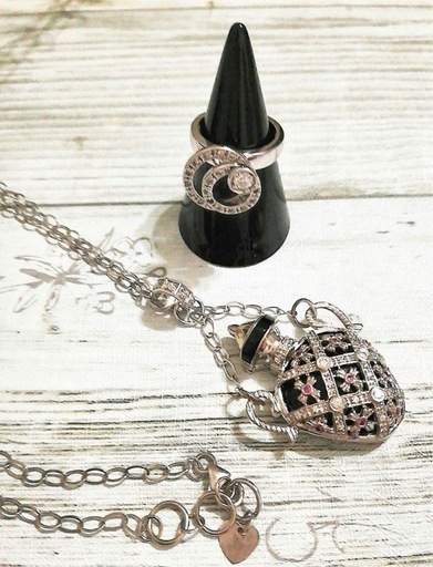 超美品❤オニキス、サファイアリバーシブルネックレス&スウィングリングセットレア