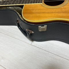 アコースティックギターの画像