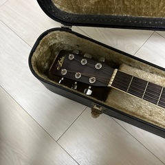 アコースティックギターの画像