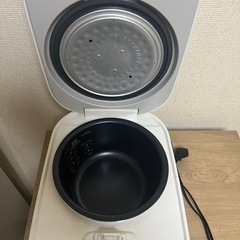 タイガーマイコン炊飯ジャーの画像