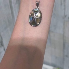 まとめて購入でお安くします⭐️美品♥️黒蝶貝モザイクネックレストップ&サービスチェーン付シルバーレアヴィンテージの画像