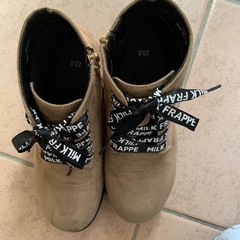 ブーツ　子供　23㎝の画像