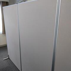 オフィスパーテーションの画像