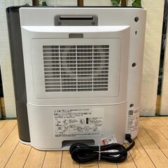 SHARP　シャープ　2023年製　加湿セラミックファンヒーター　HX-SK12-Wの画像