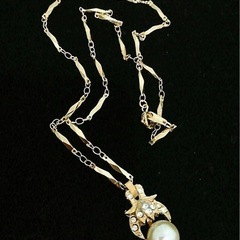 まとめて購入でお安くします⭐️美品❤ゴールド&パールの上品アクセ2点セットの画像