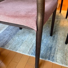 大塚家具ダイニングテーブルとチェア2脚の画像