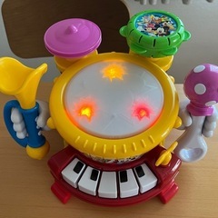 タカラトミー トゥーンタウン リズム遊びいっぱいマジカルバンド の画像