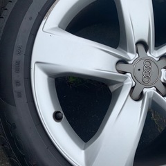 245/45R18  アウディA6純正アルミ　2022年製ピレリPOWERGY ガリ傷の画像