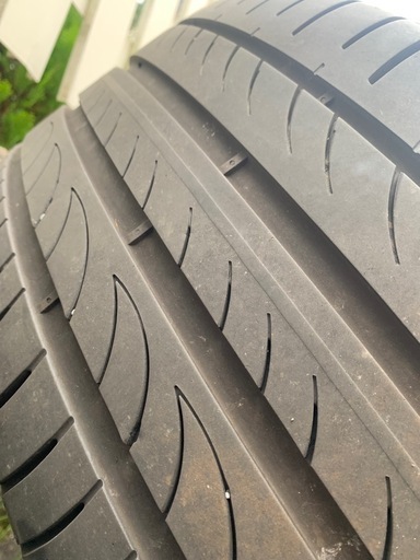 245/45R18  アウディA6純正アルミ　2022年製ピレリPOWERGY ガリ傷