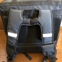 Uber eats 配達バッグの画像