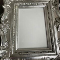 金・銀　写真立て2点セットの画像