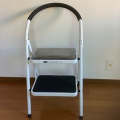 ★ニトリ 脚立　2段「新品」